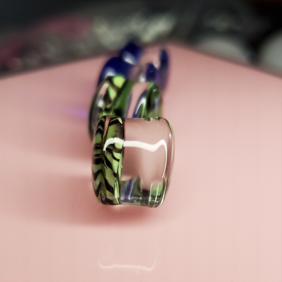 Set of Glass Plugs - Picture 10 of 14